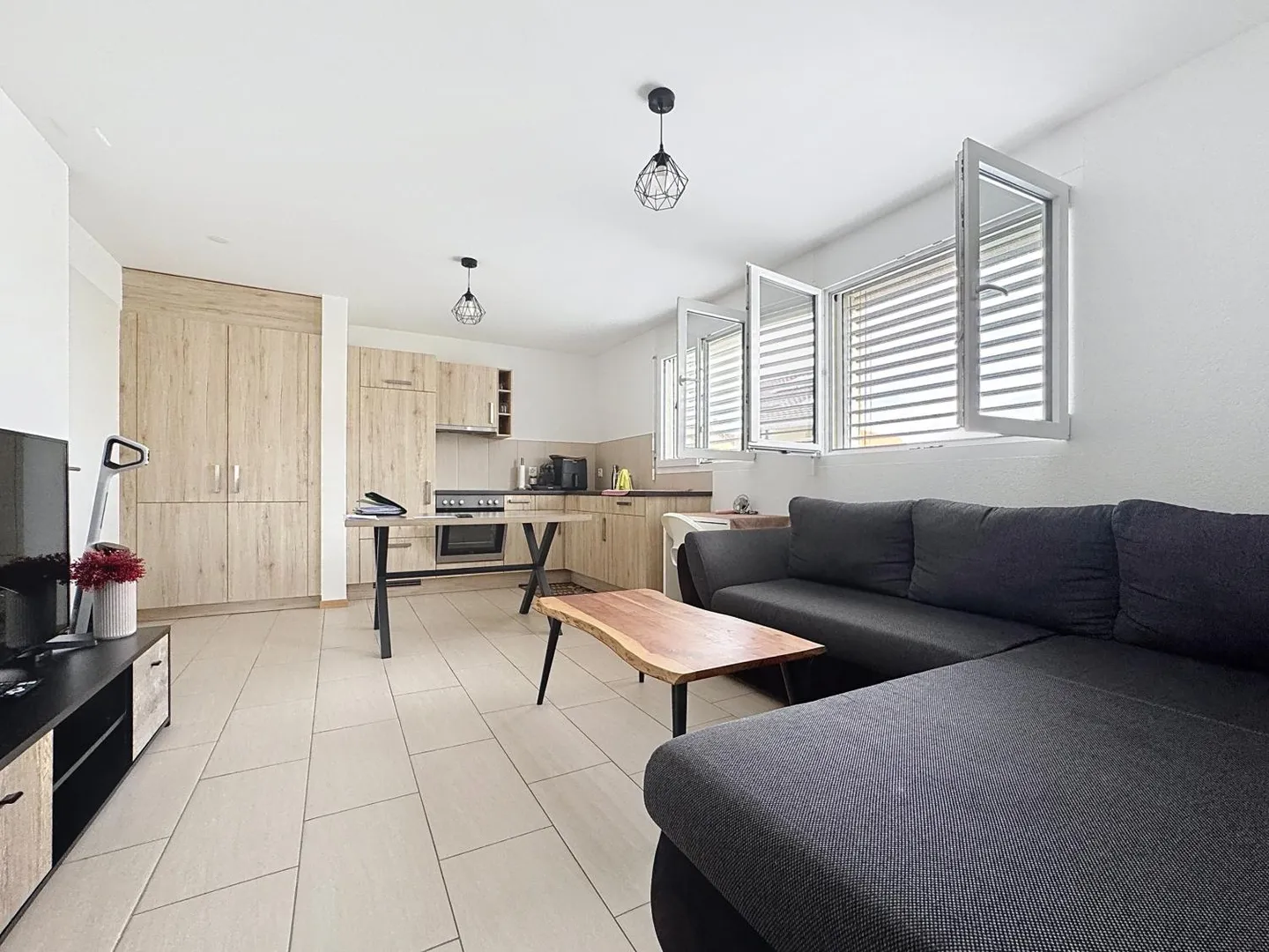 Charmant appartement 2 pièces - Photo 1 sur 3