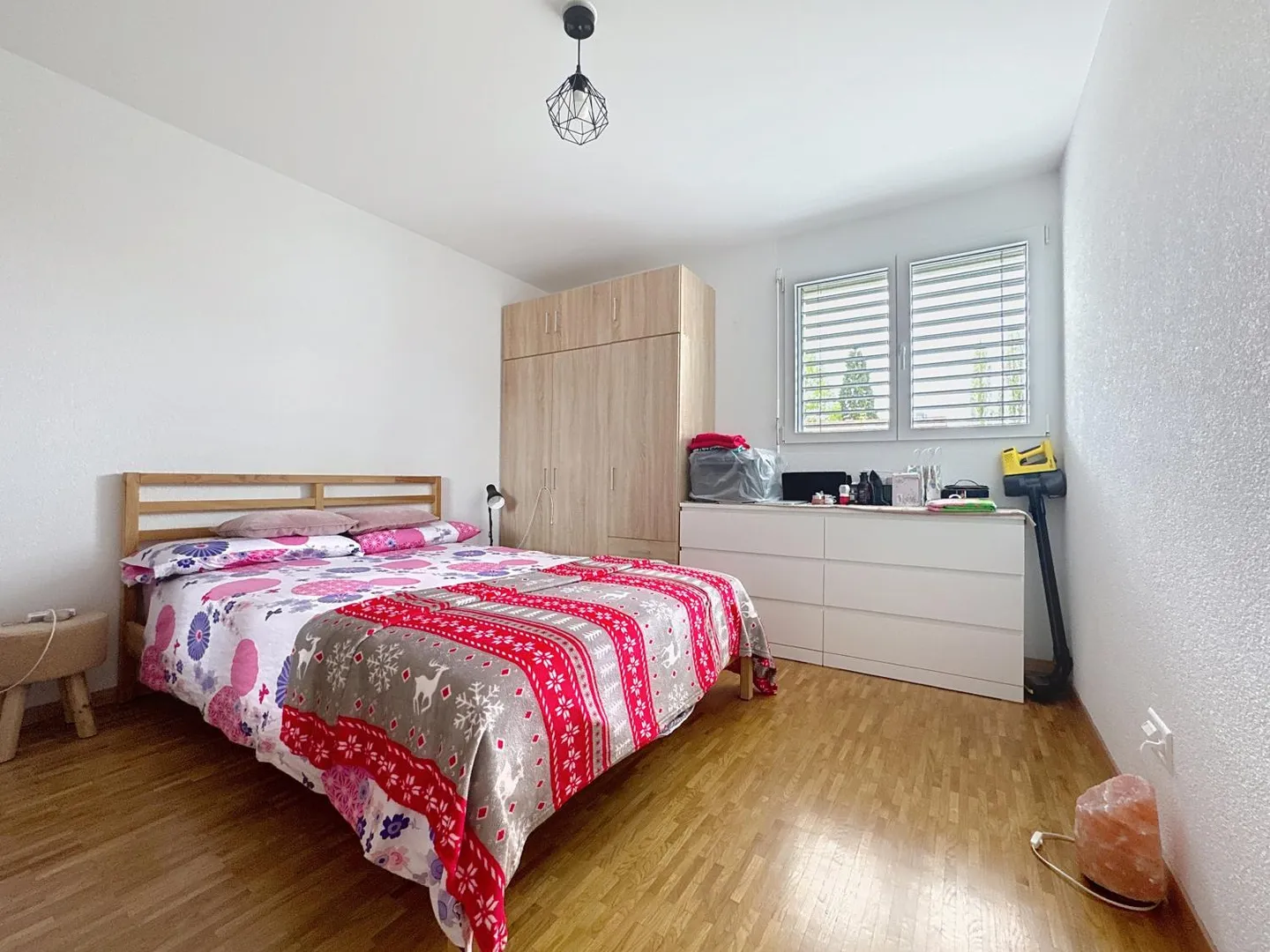 Charmant appartement 2 pièces - Photo 2 sur 3