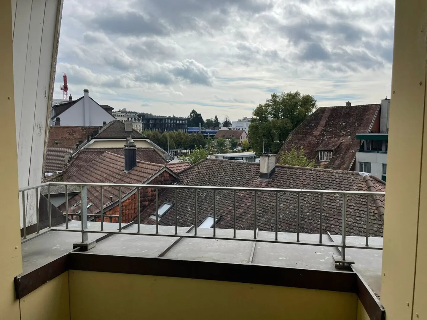 Modern 2.5-room apartment with balcony in the heart of Solothurn - Photo 4 of 9