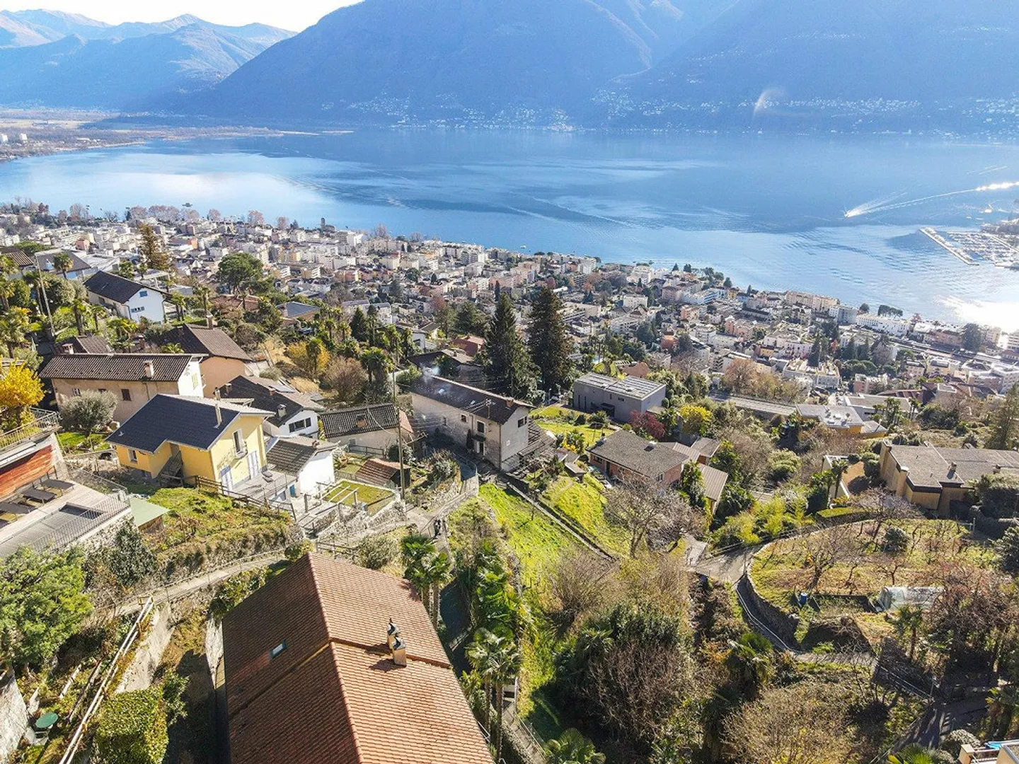 Terreno edificabile con splendida vista lago - Foto 6 di 8