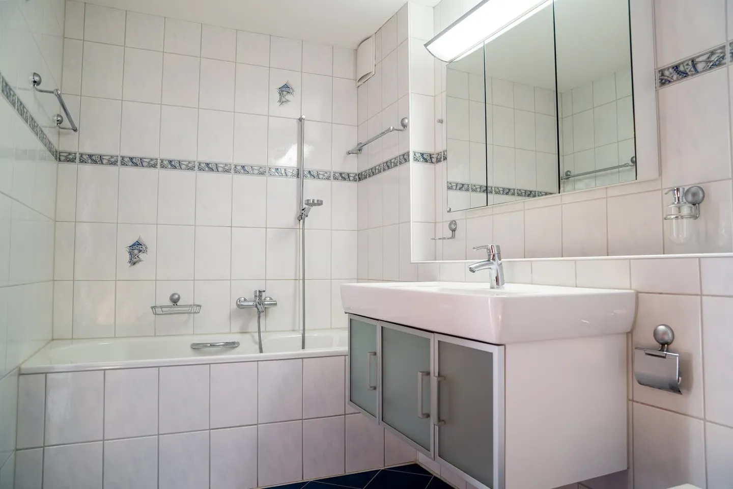 Modern 4.5-room apartment with Jura view in Biel - Photo 9 of 19