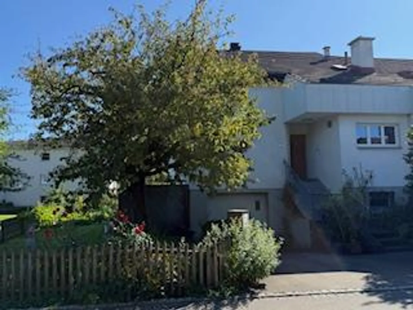 Single-family house (semi-detached) center, family-friendly - Photo 2 of 20