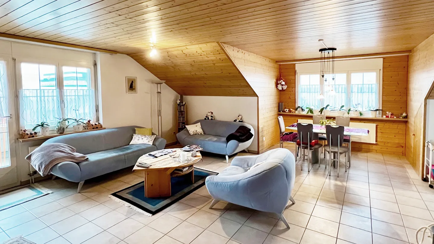 Wohlfühloase mit Cheminée und Balkon - Foto 3 di 6