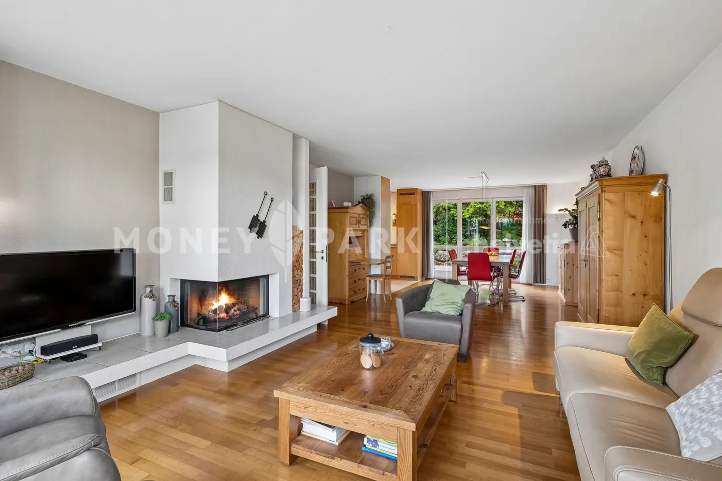 Attractive 5.5-room terraced house in a family-friendly location - Photo 5 of 15