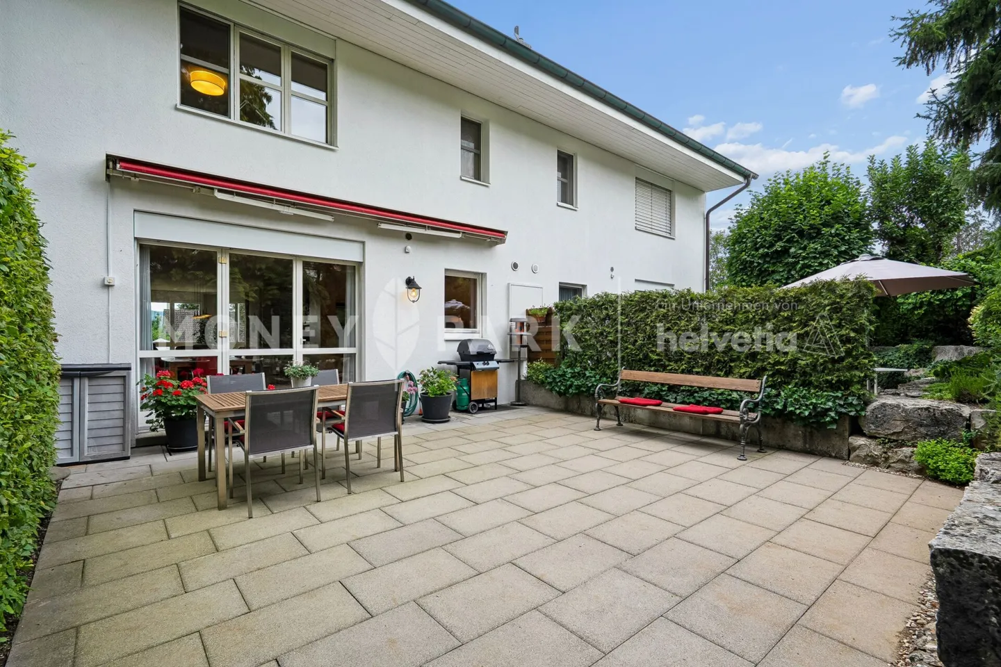 Attractive 5.5-room terraced house in a family-friendly location - Photo 6 of 15