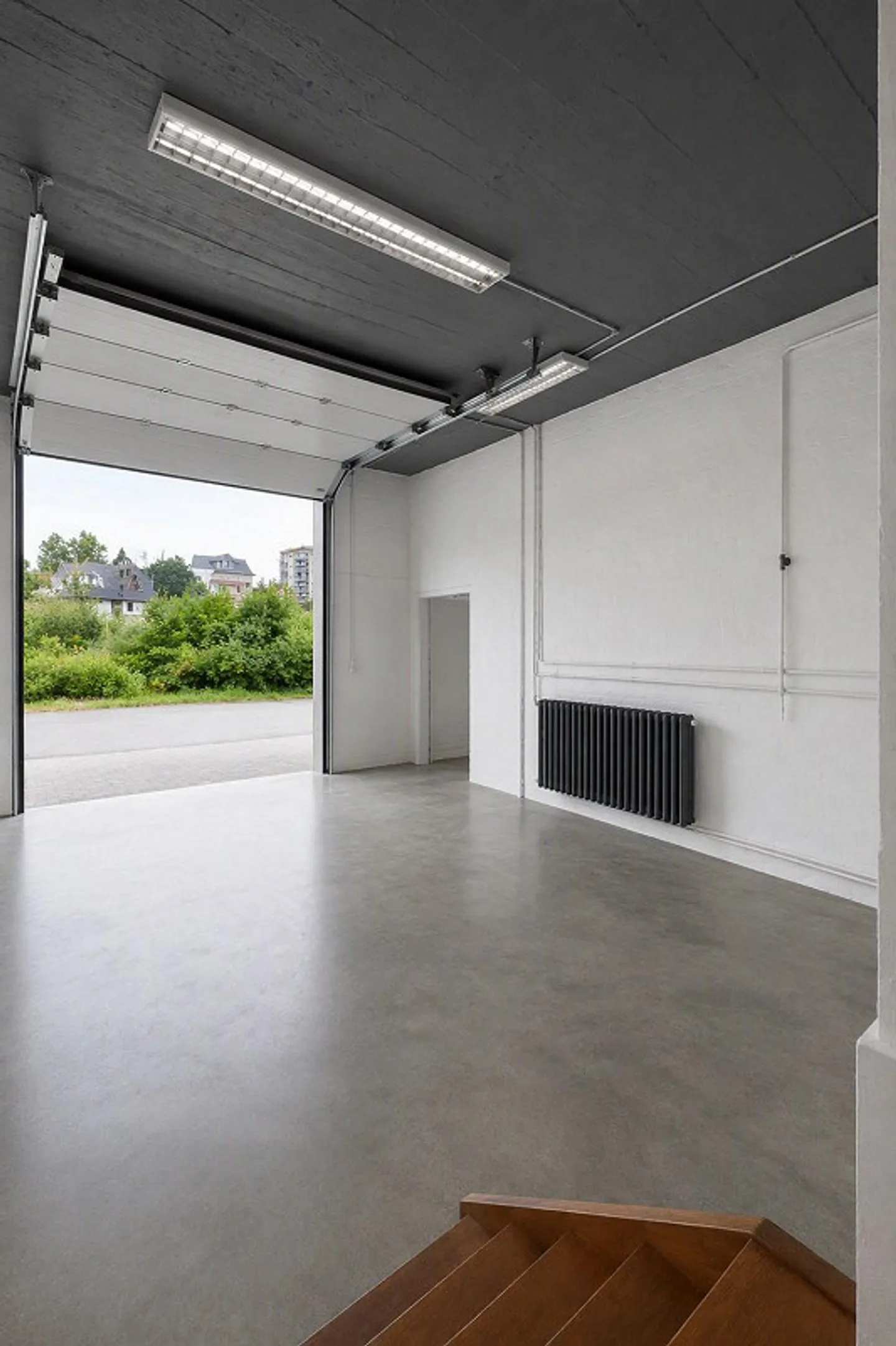 Espace commercial/atelier à louer avec accès direct ! - Photo 2 sur 7