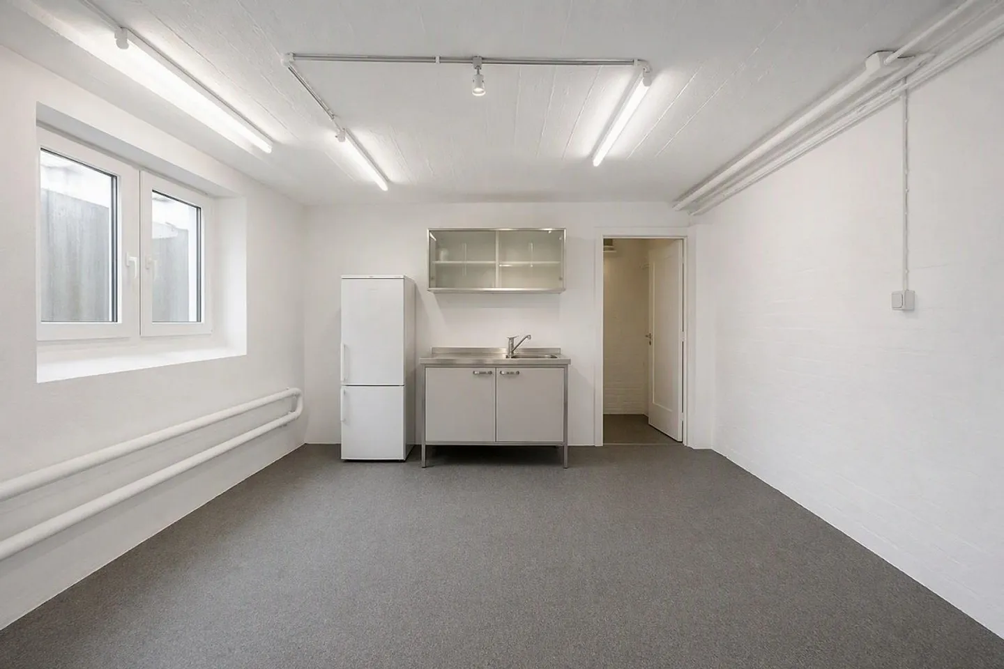 Espace commercial/atelier à louer avec accès direct ! - Photo 6 sur 7
