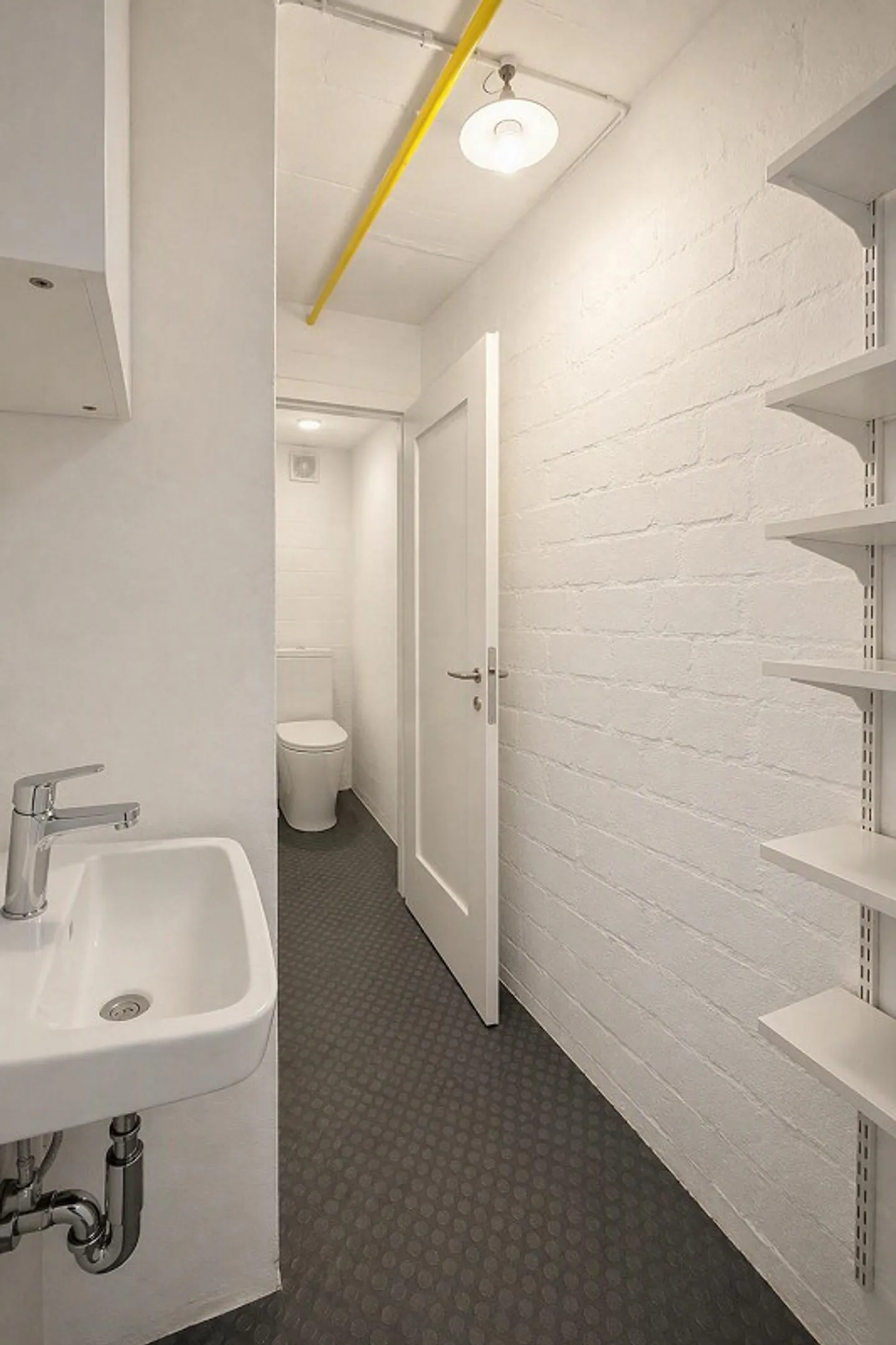 Espace commercial/atelier à louer avec accès direct ! - Photo 7 sur 7