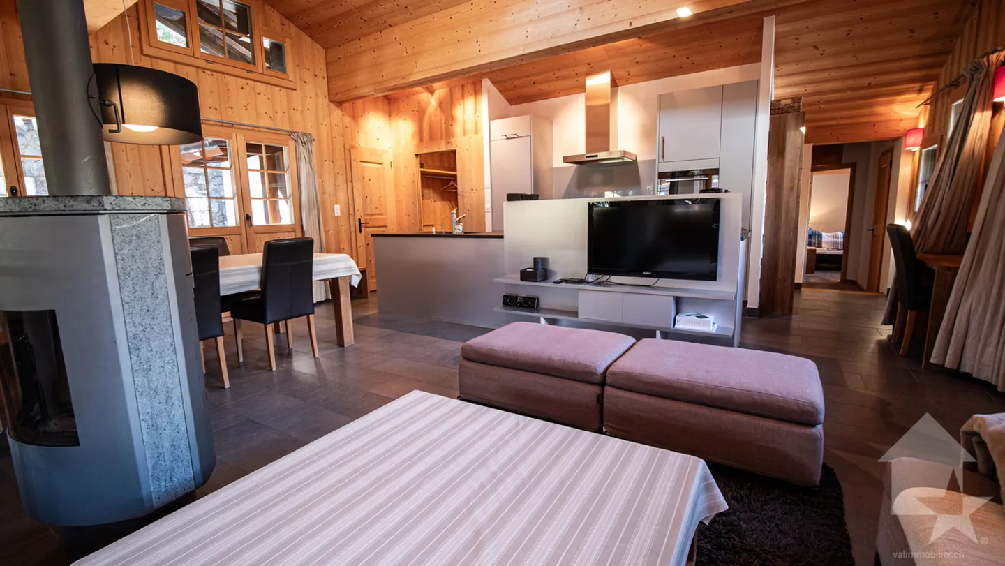 Appartamento 5.5 stanze - Foto 4 di 38
