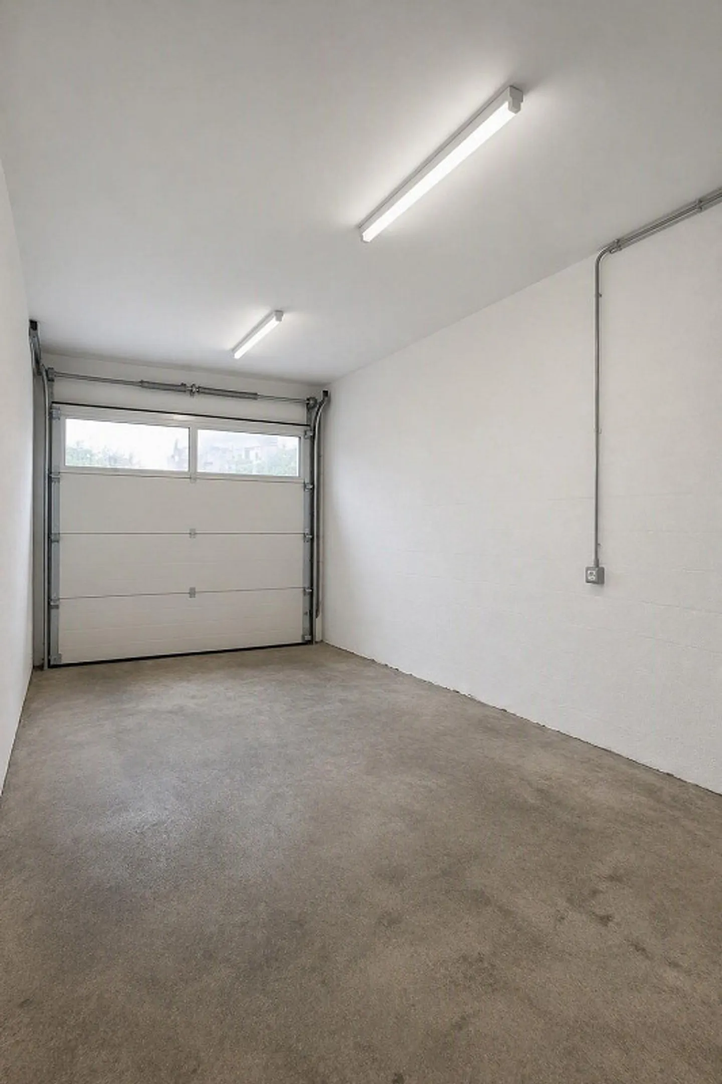 Espace commercial/atelier à louer avec accès direct ! - Photo 4 sur 7