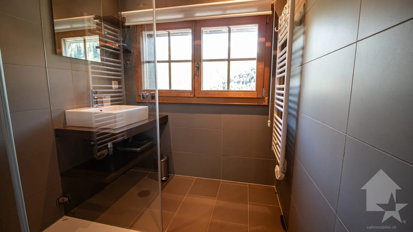 Appartamento 5.5 stanze - Foto 21 di 38