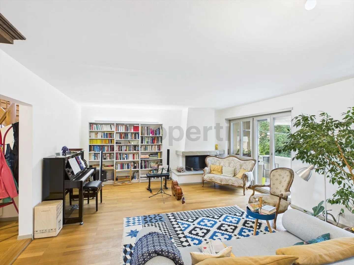 Appartamento su due livelli con vista panoramica sul Bruderholz - Foto 1 di 11