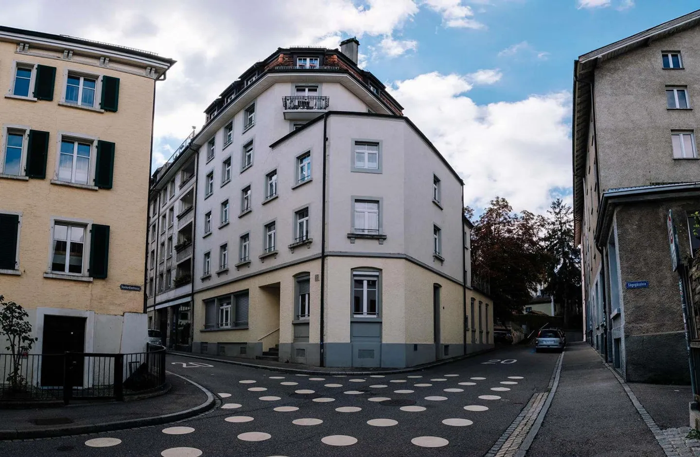 Casa plurifamiliare in una zona residenziale molto popolare a San Gallo - Foto 1 di 5