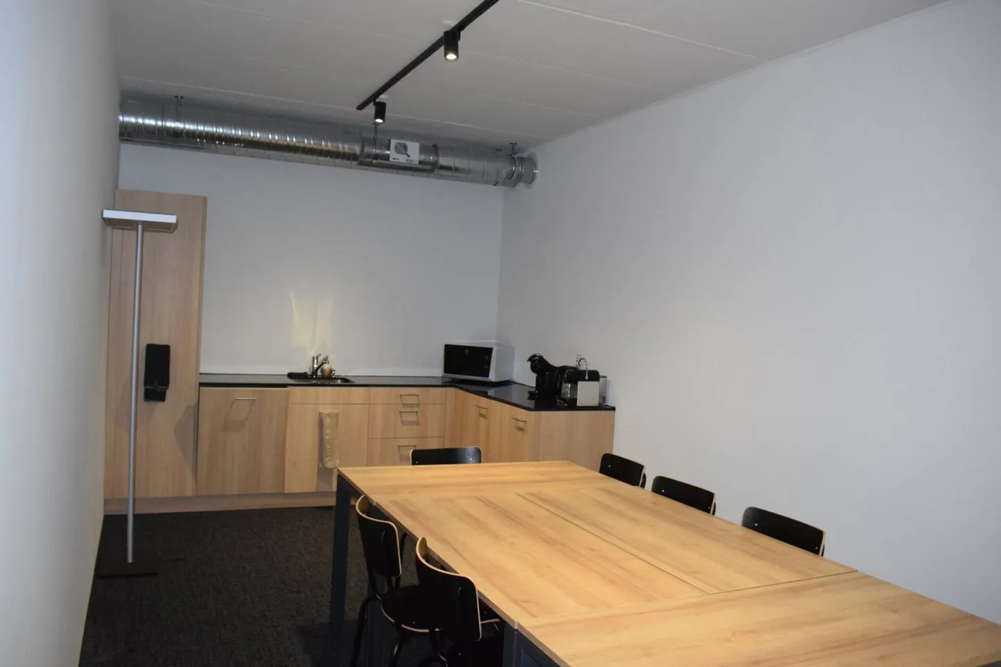 Uffici completamente attrezzati con elevato standard di finitura - Foto 8 di 8