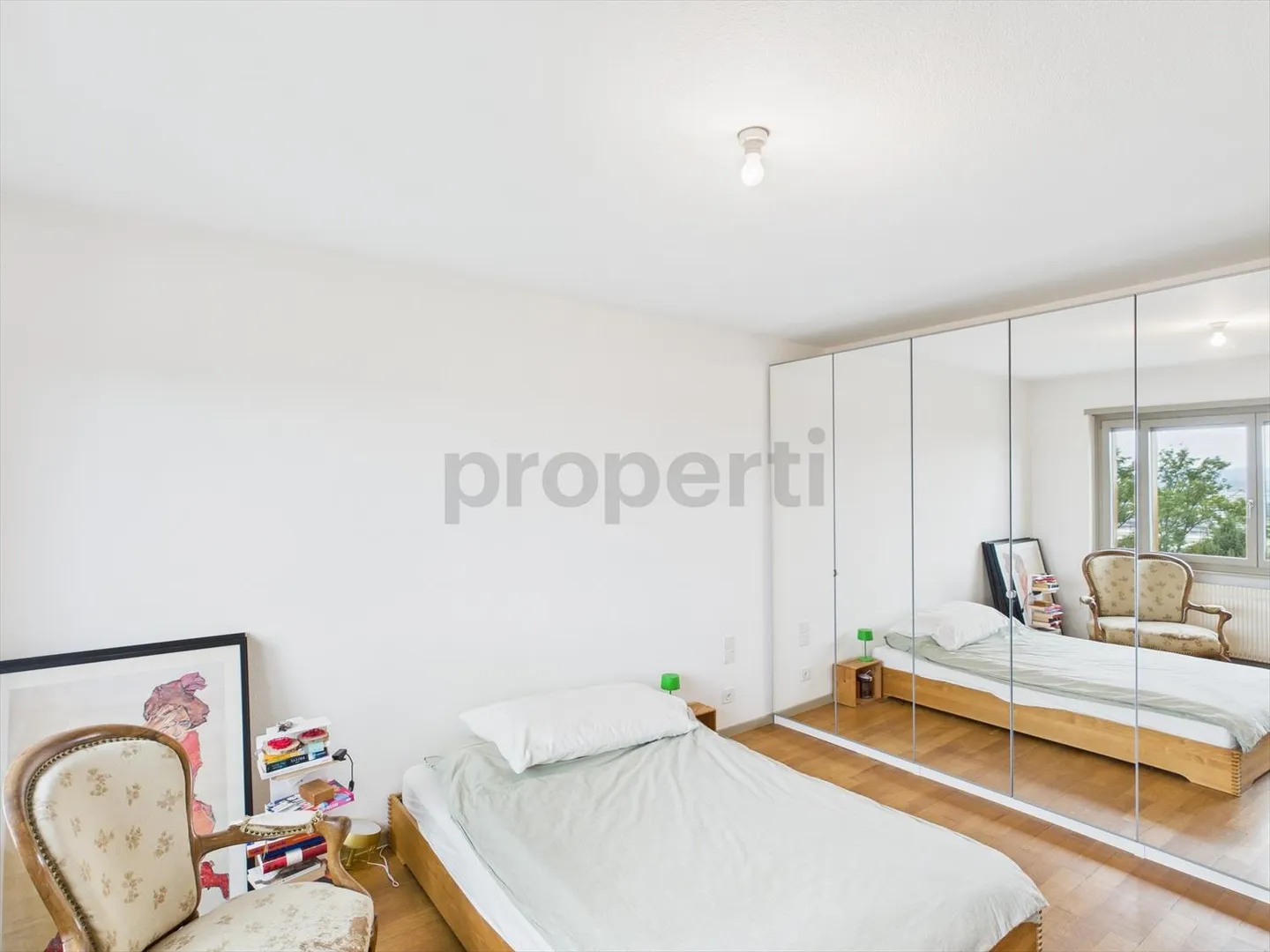Appartamento su due livelli con vista panoramica sul Bruderholz - Foto 5 di 11