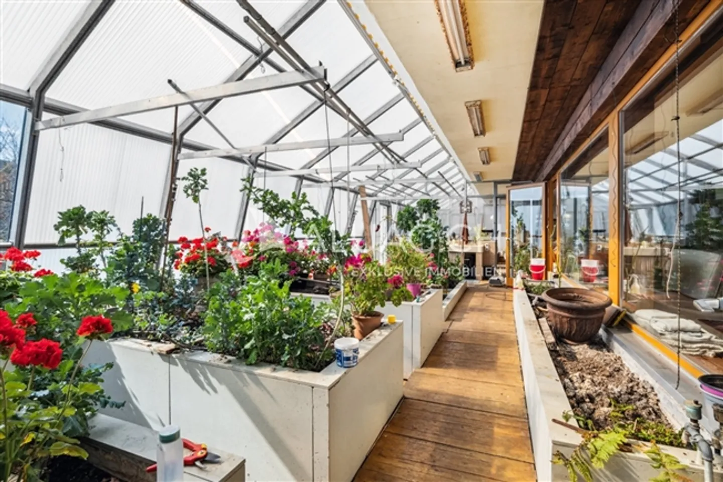 RUHE, NATUR, KOMFORT UND VIEL PLATZ  FÜR IDEEN - Foto 11 von 15