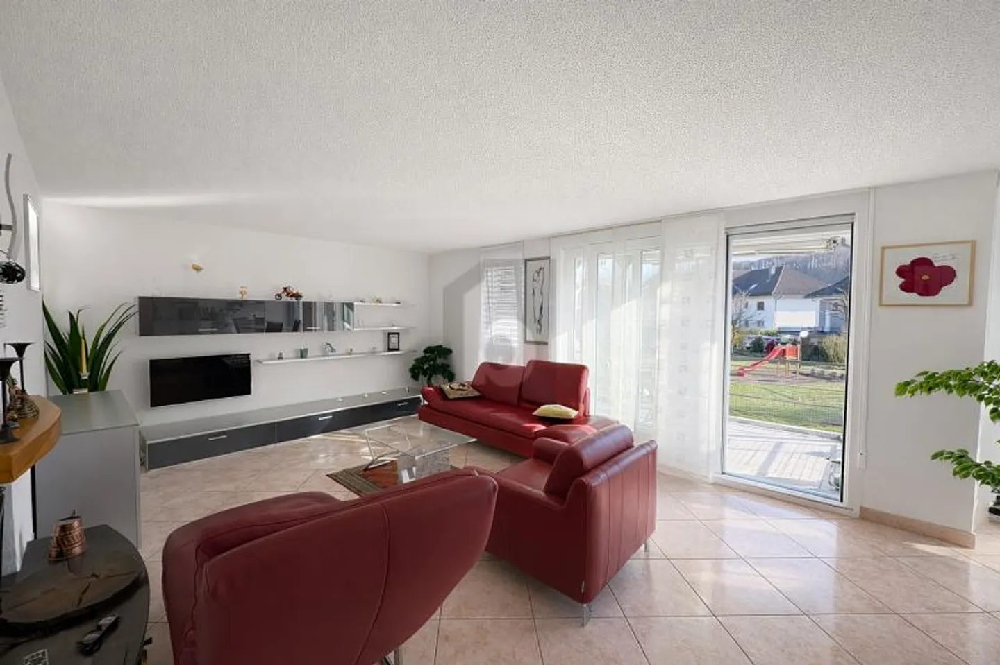 Appartement meublé 4.5 pièces - Photo 2 sur 6