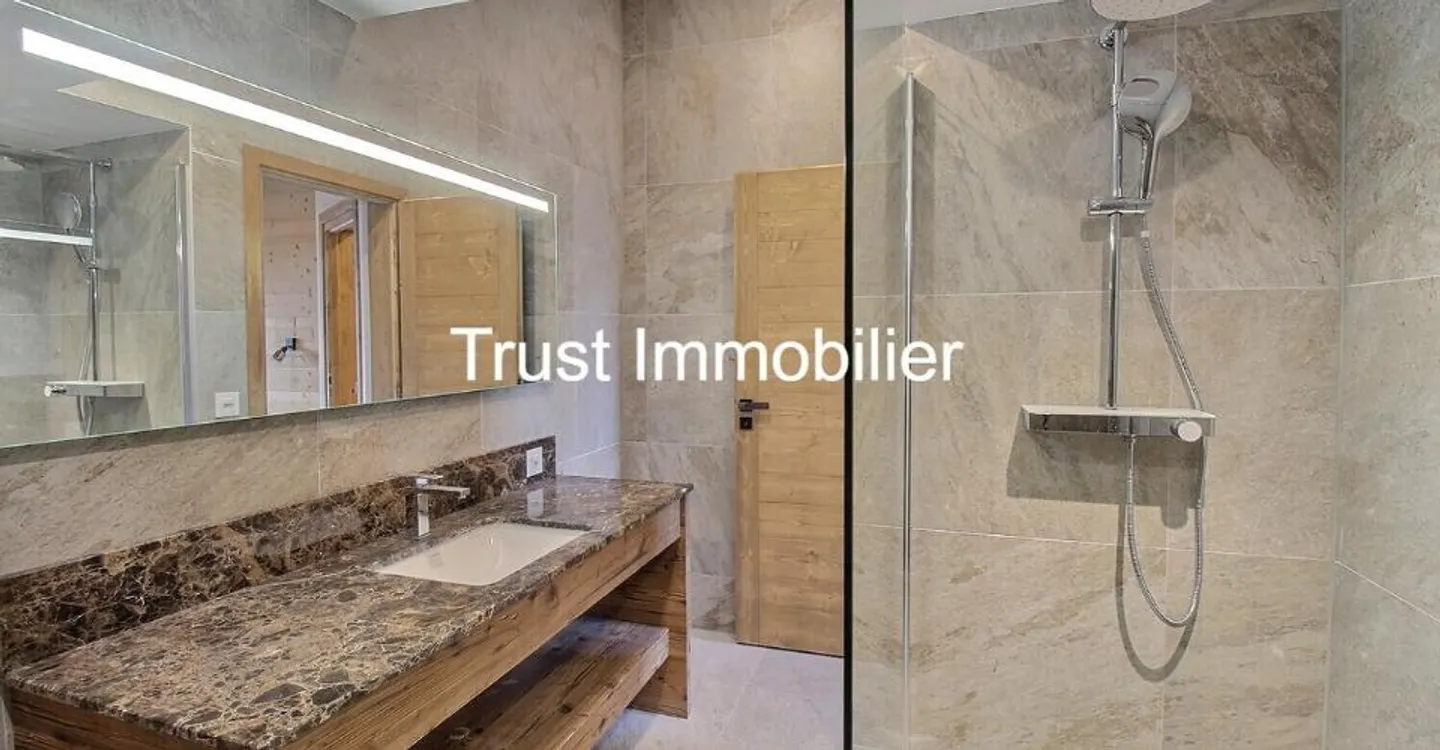 6002M-Gryon-Chalet 5.5 rooms renovated - Photo 12 of 13
