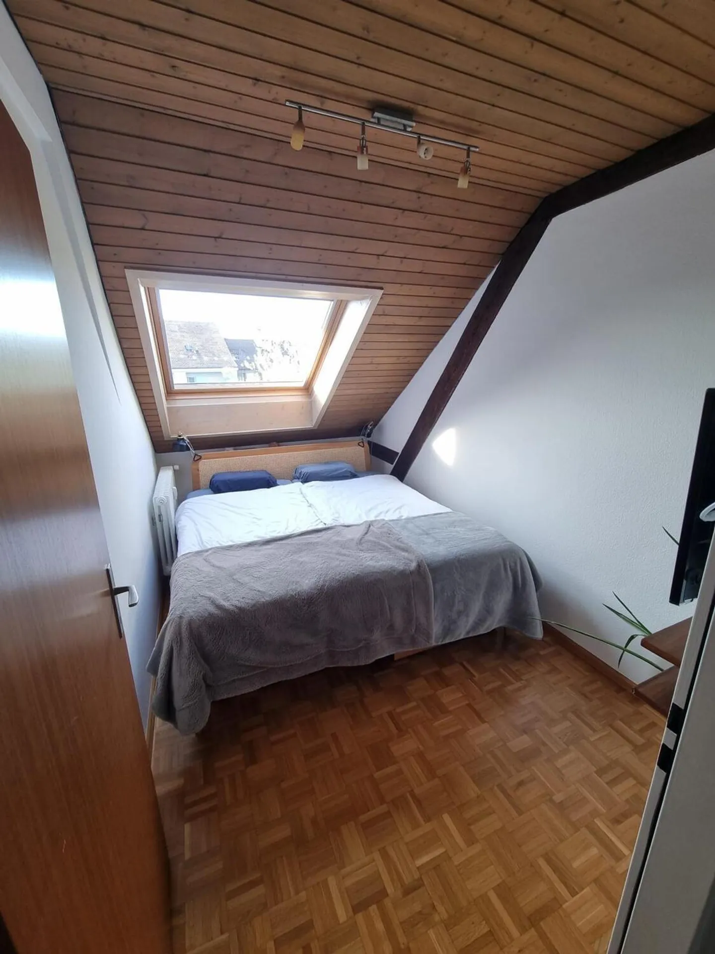 3½ ZI-WOHNUNG IN BASEL - ISELIN, MÖBLIERT, TEMPORÄR - Foto 6 von 10
