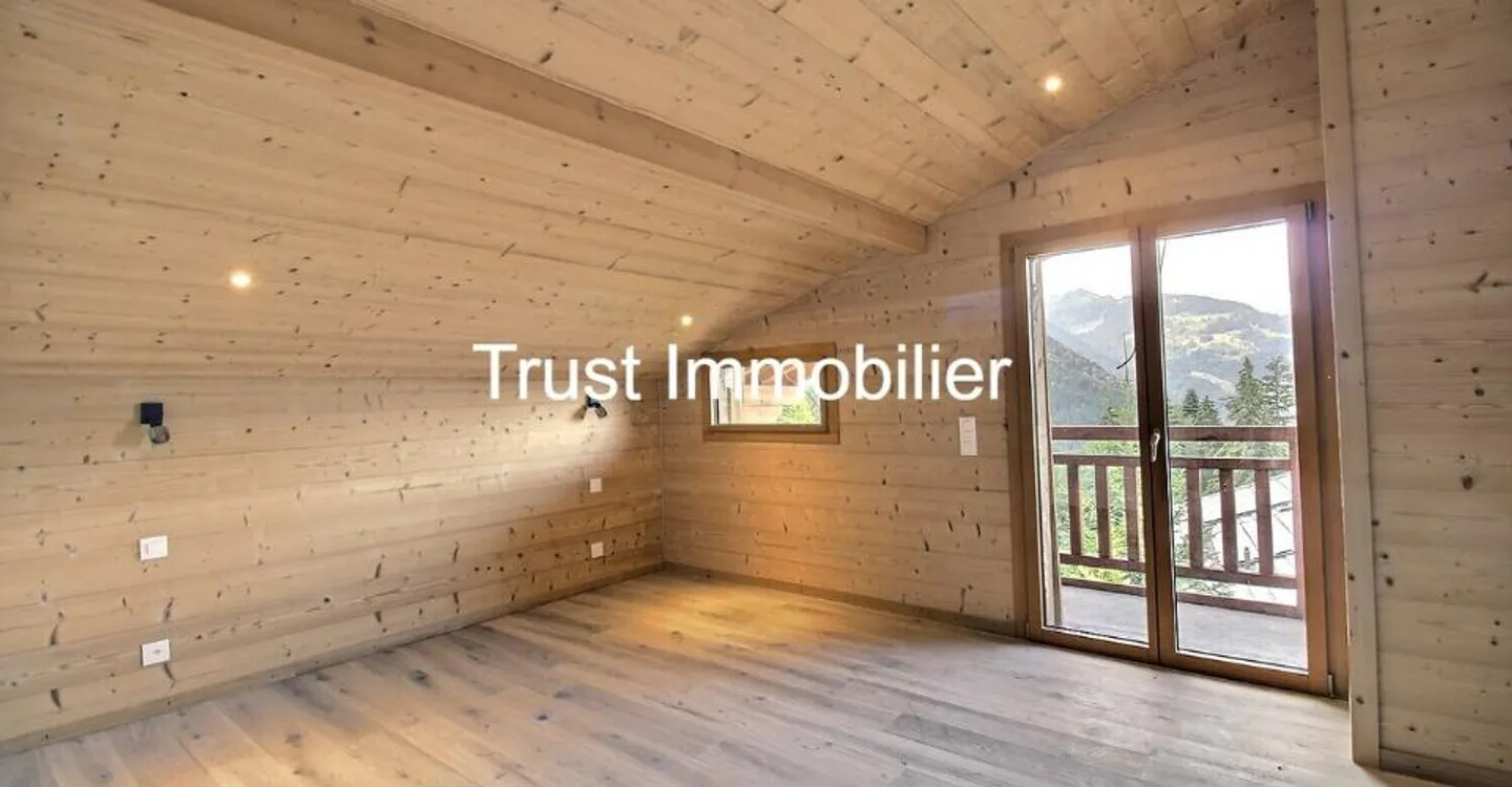 6002M-Gryon-Chalet 5.5 rooms renovated - Photo 5 of 13