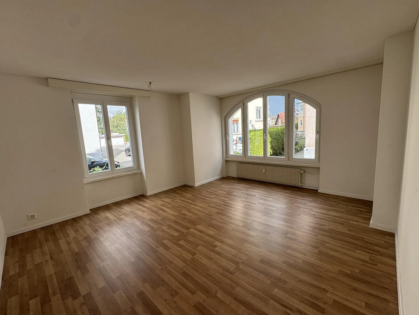 Ampio appartamento di 4,5 stanze al piano terra ad Arbon - Foto 4 di 8