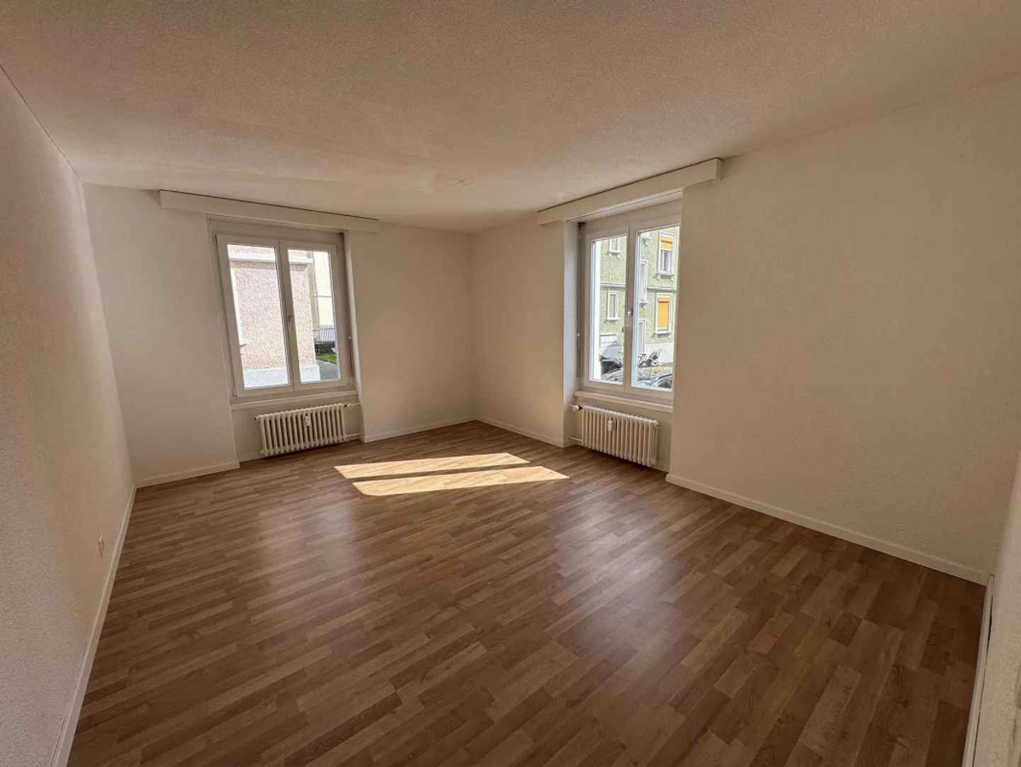 Ampio appartamento di 4,5 stanze al piano terra ad Arbon - Foto 5 di 8