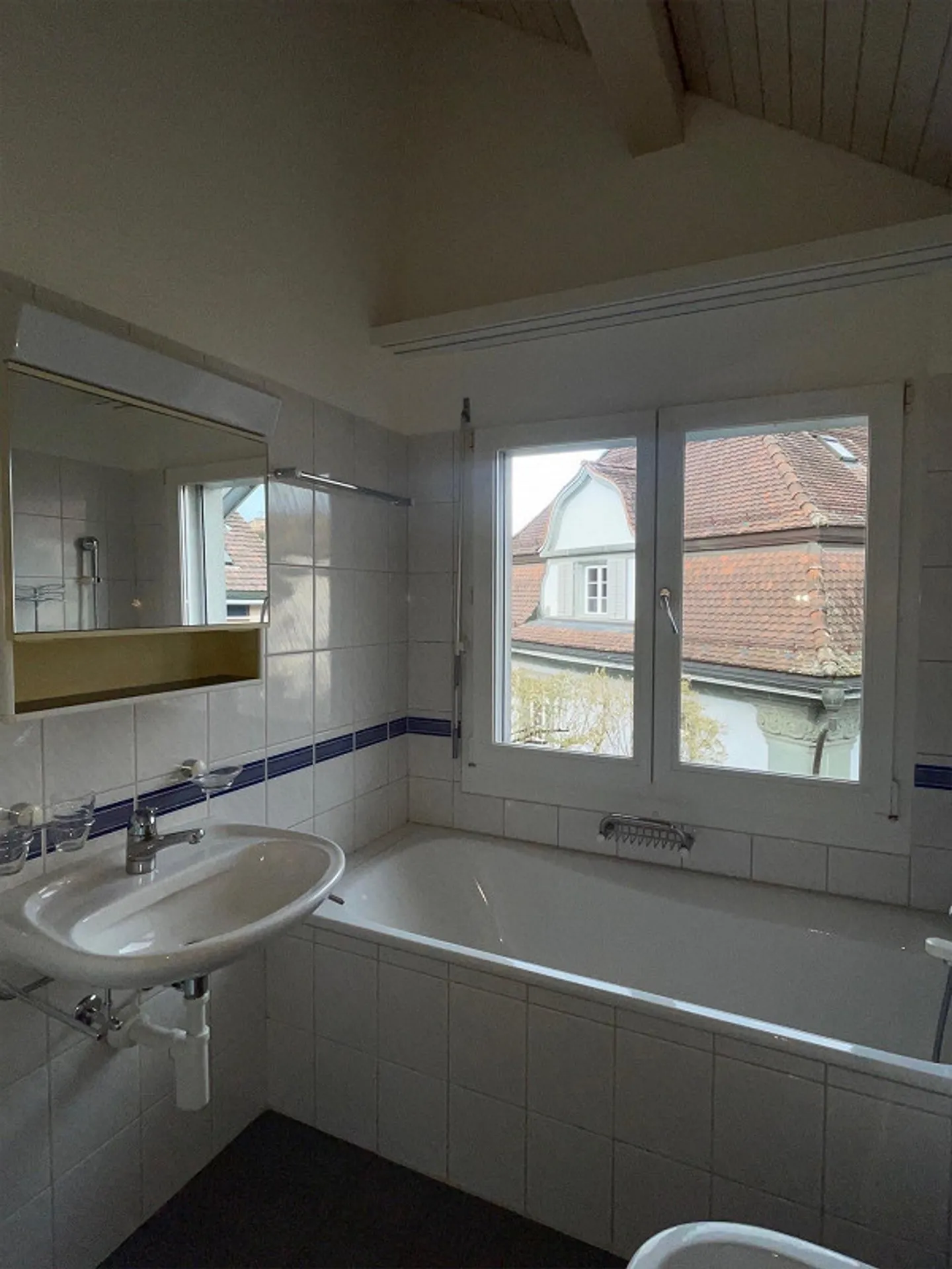 Family-friendly 4.5-room attic apartment - Photo 10 of 14