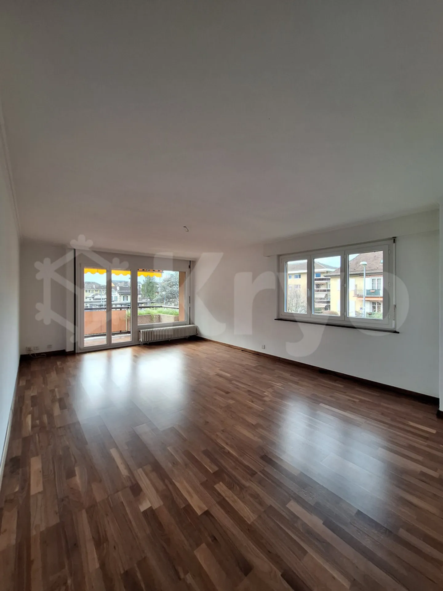 Appartamento con balcone nel cuore di La Tour-de-Peilz - Foto 2 di 9