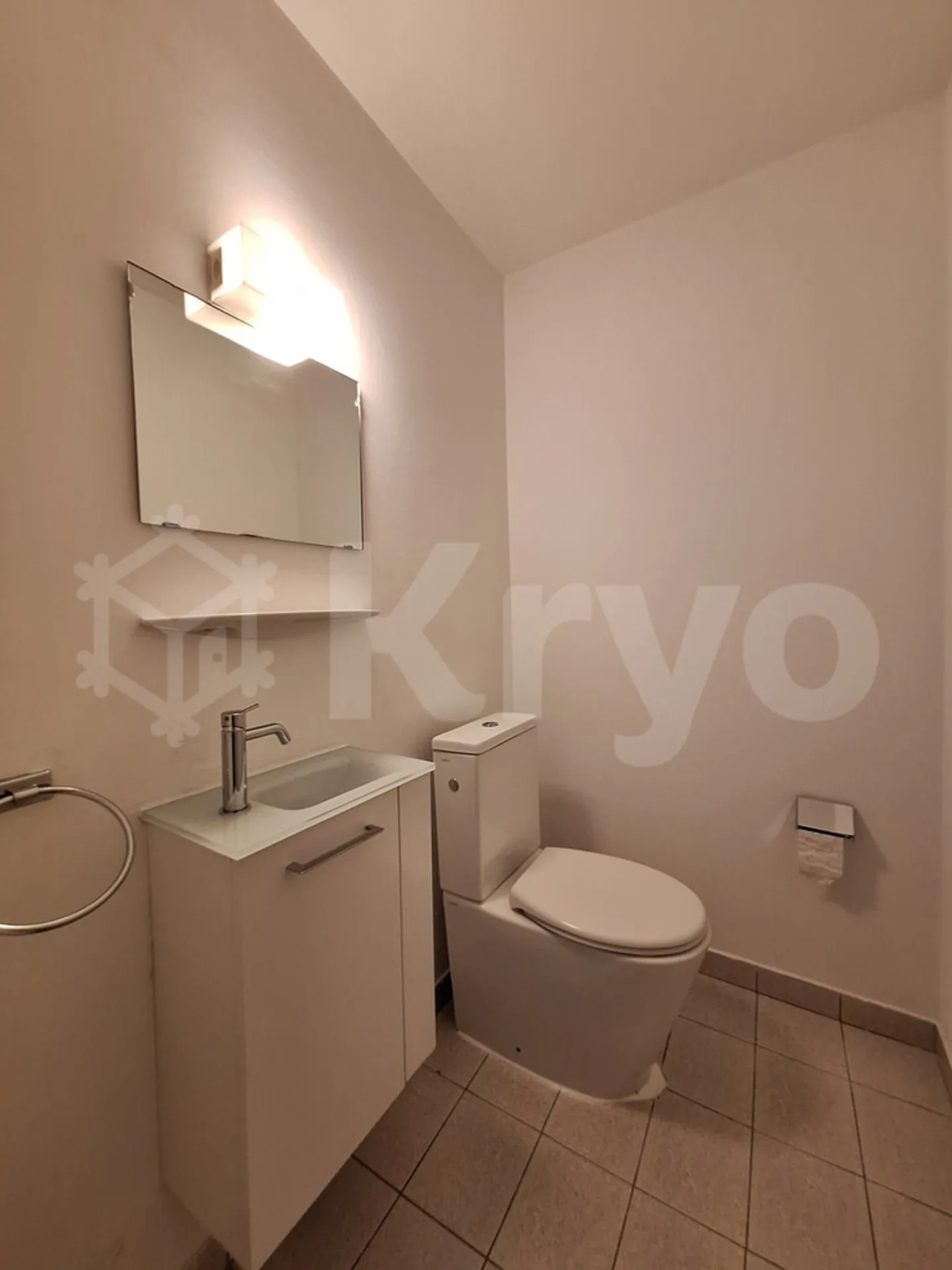 Appartamento con balcone nel cuore di La Tour-de-Peilz - Foto 6 di 9