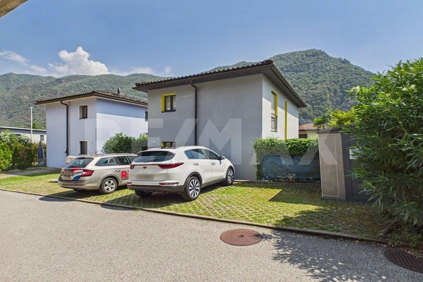 Casa unifamiliare con giardino e ampi spazi - Photo 4 of 13