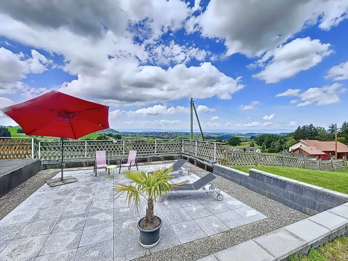 Detached house with exceptional view - Photo 11 of 13