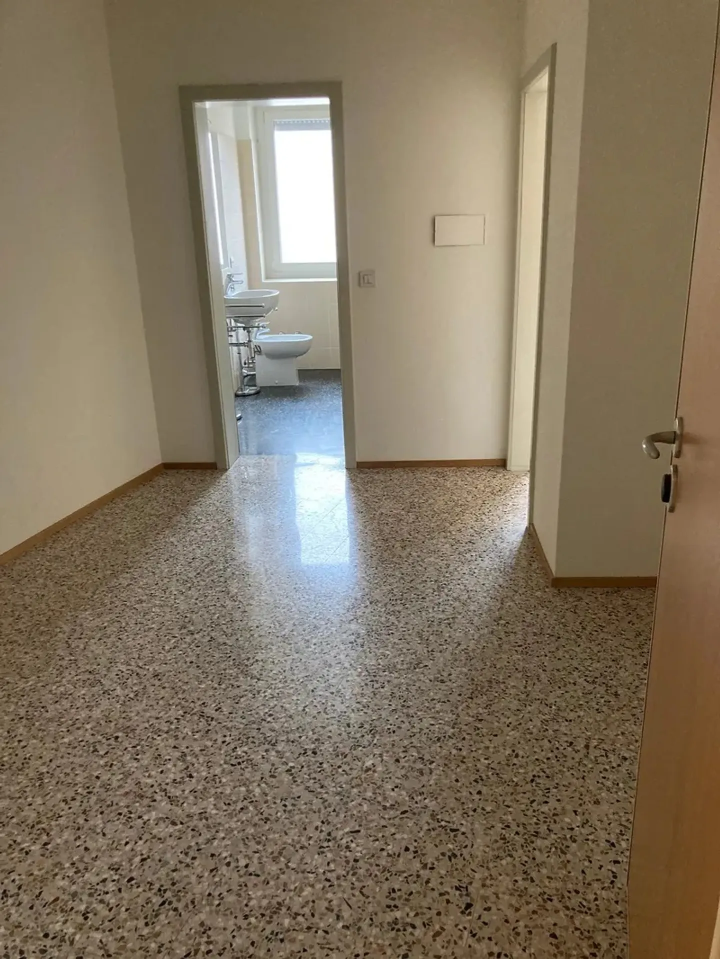 Bel appartement de 2,5 pièces - Photo 4 sur 5