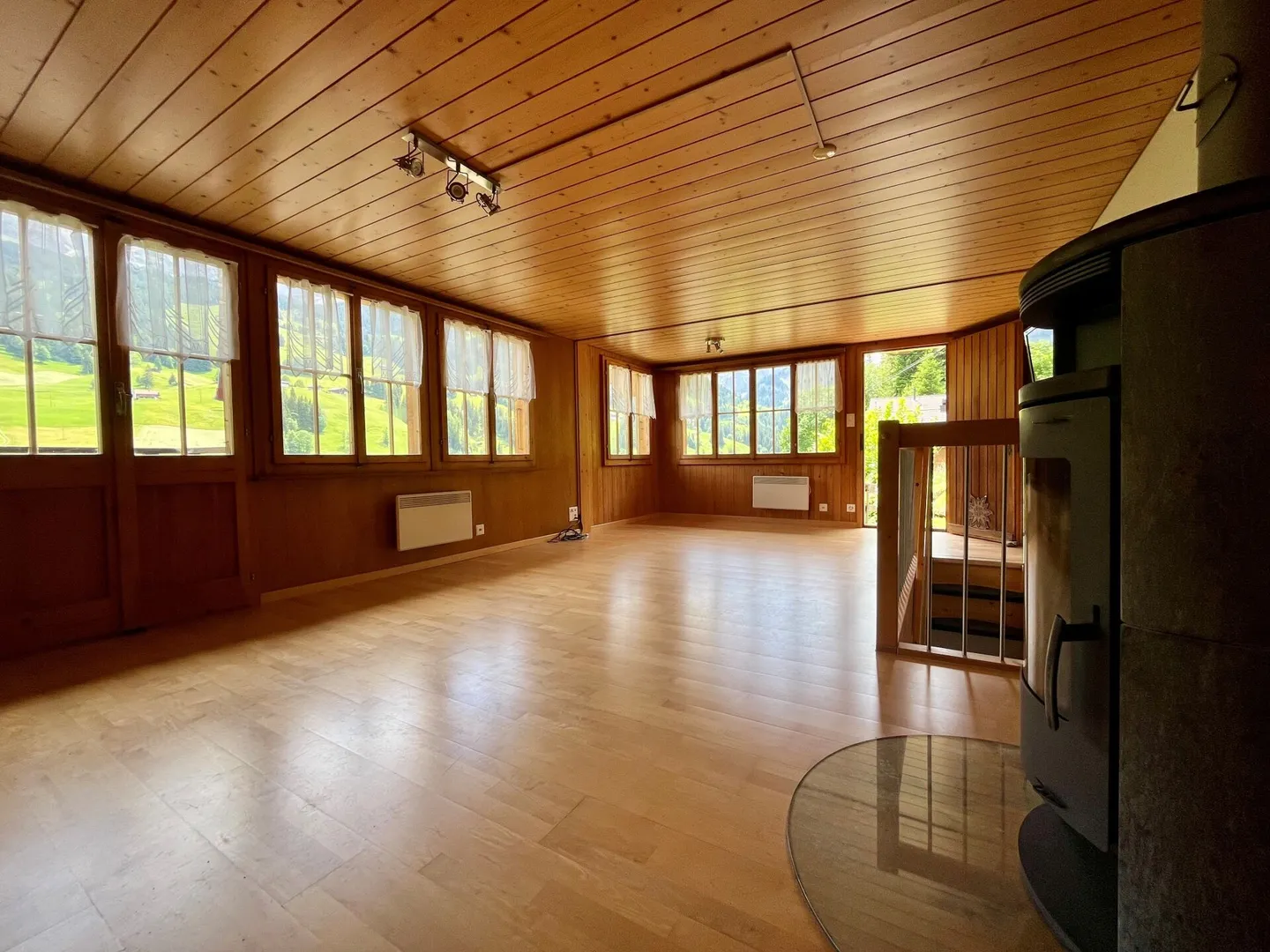 Charmantes Chalet mit Atemberaubender Aussicht - Foto 5 von 18