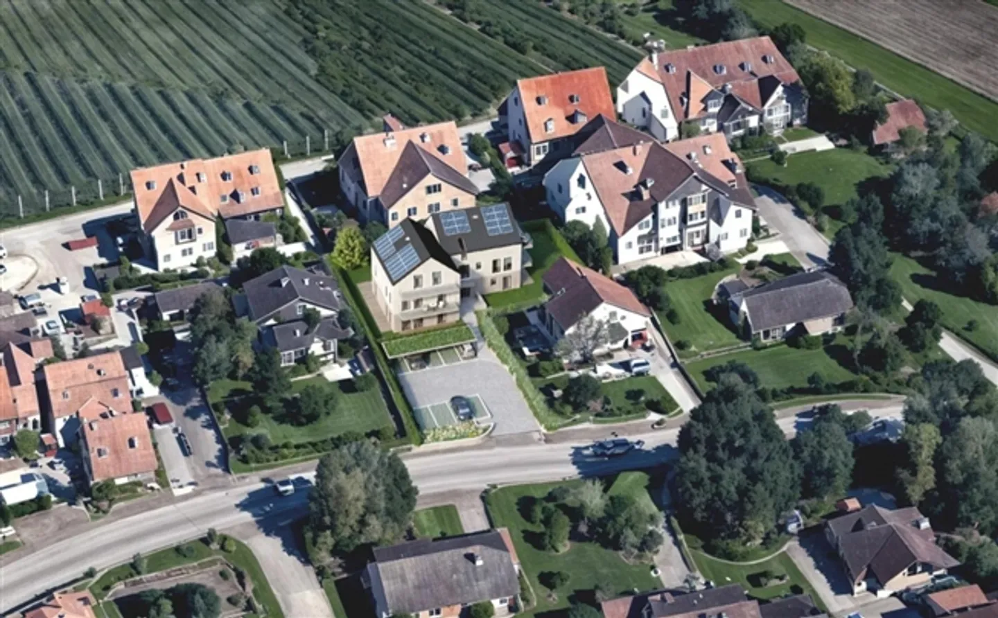 2 to 3.5 Room Semi-Detached House with Large Garden - Photo 5 of 8