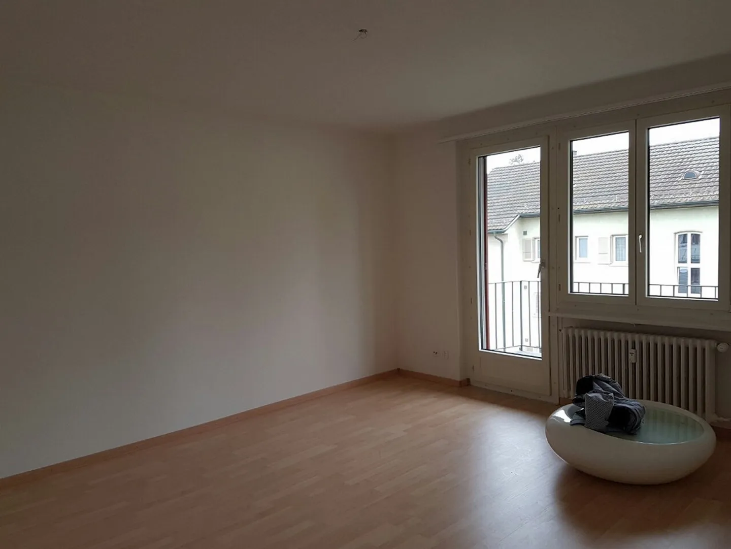 Renovated 3.5 room apartment in a quiet and beautiful location - Photo 4 of 16