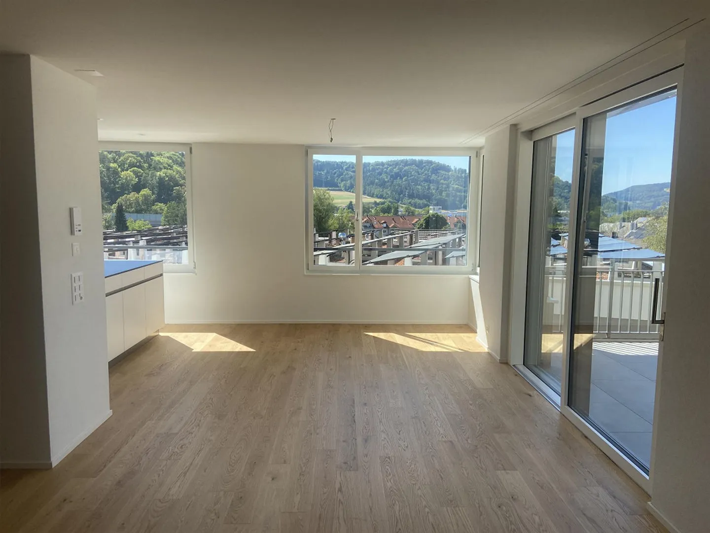 4.5-Zimmer-Doppeleinfamilienhaus an einzigartiger Hanlage - Foto 9 di 18