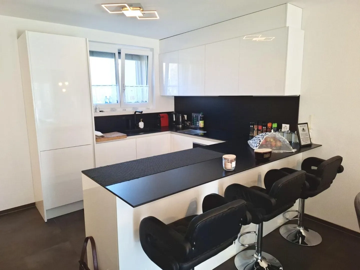 Villa familiare come nuova in un eco-quartiere privilegiato - Foto 4 di 9