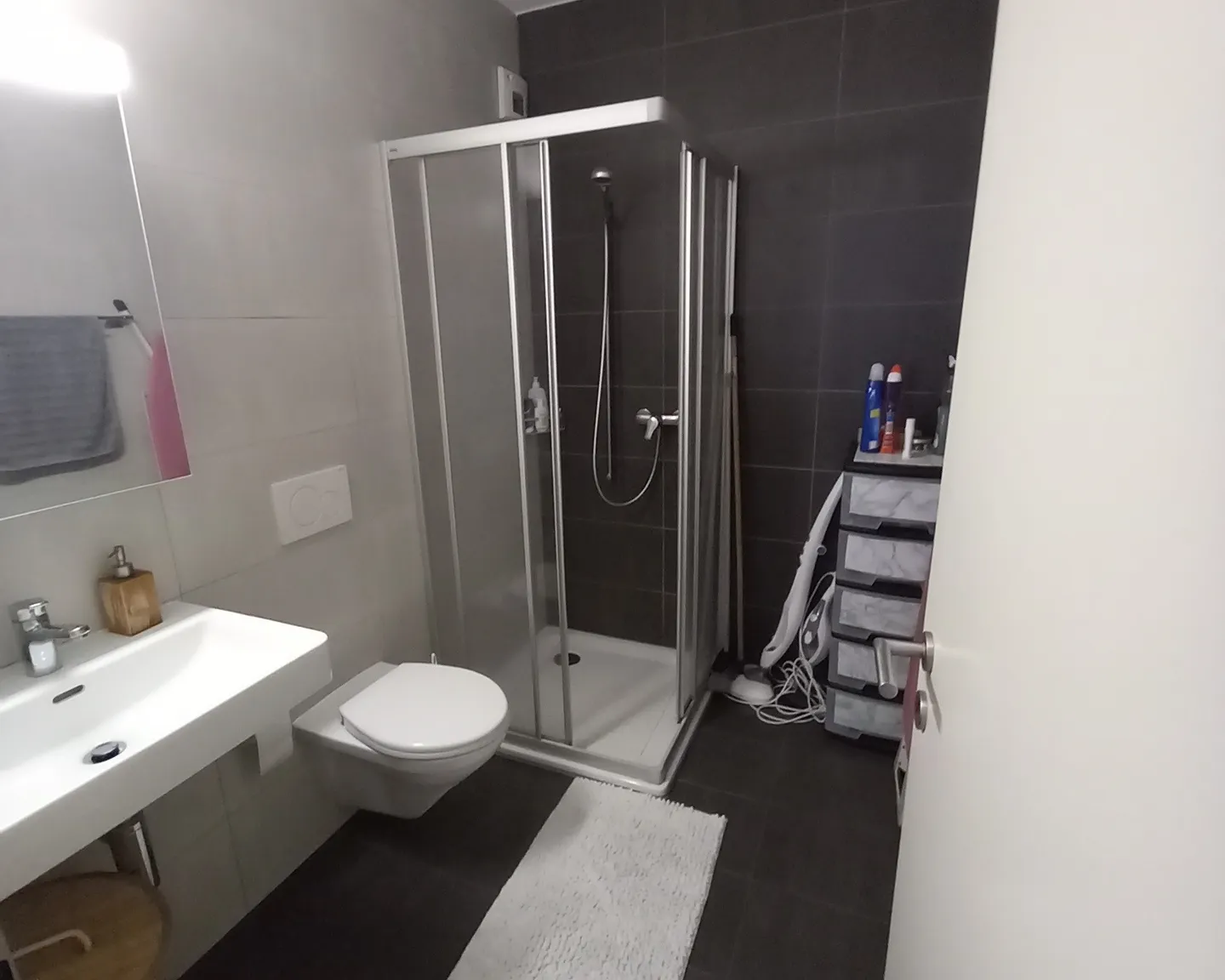 Apartment for rent - Photo 3 of 7