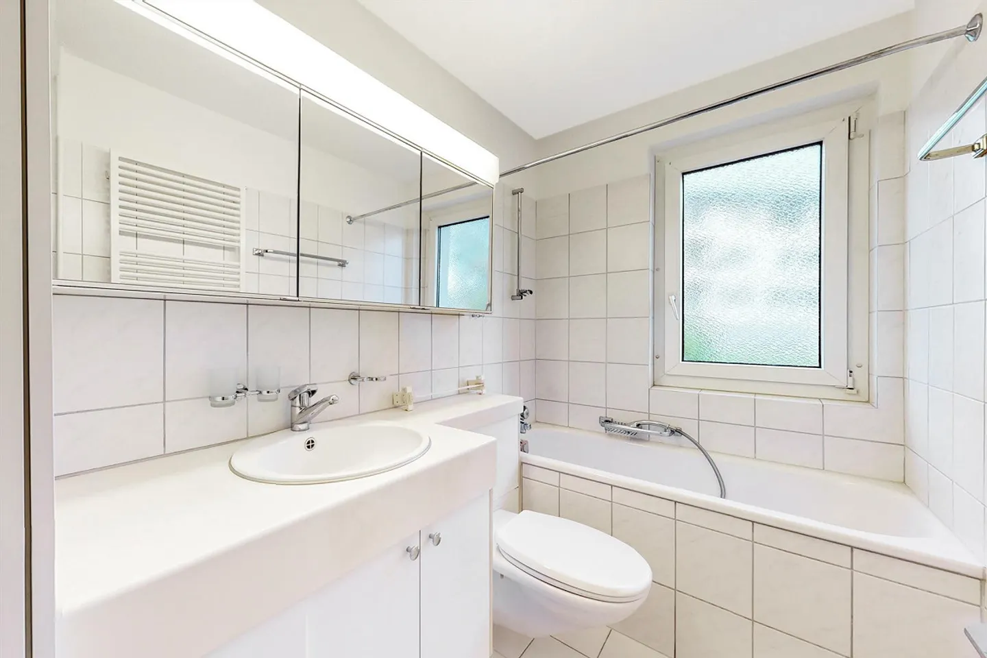 TEMPORAIRE POUR 1 AN - Appartement confortable à Horw - Photo 9 sur 10