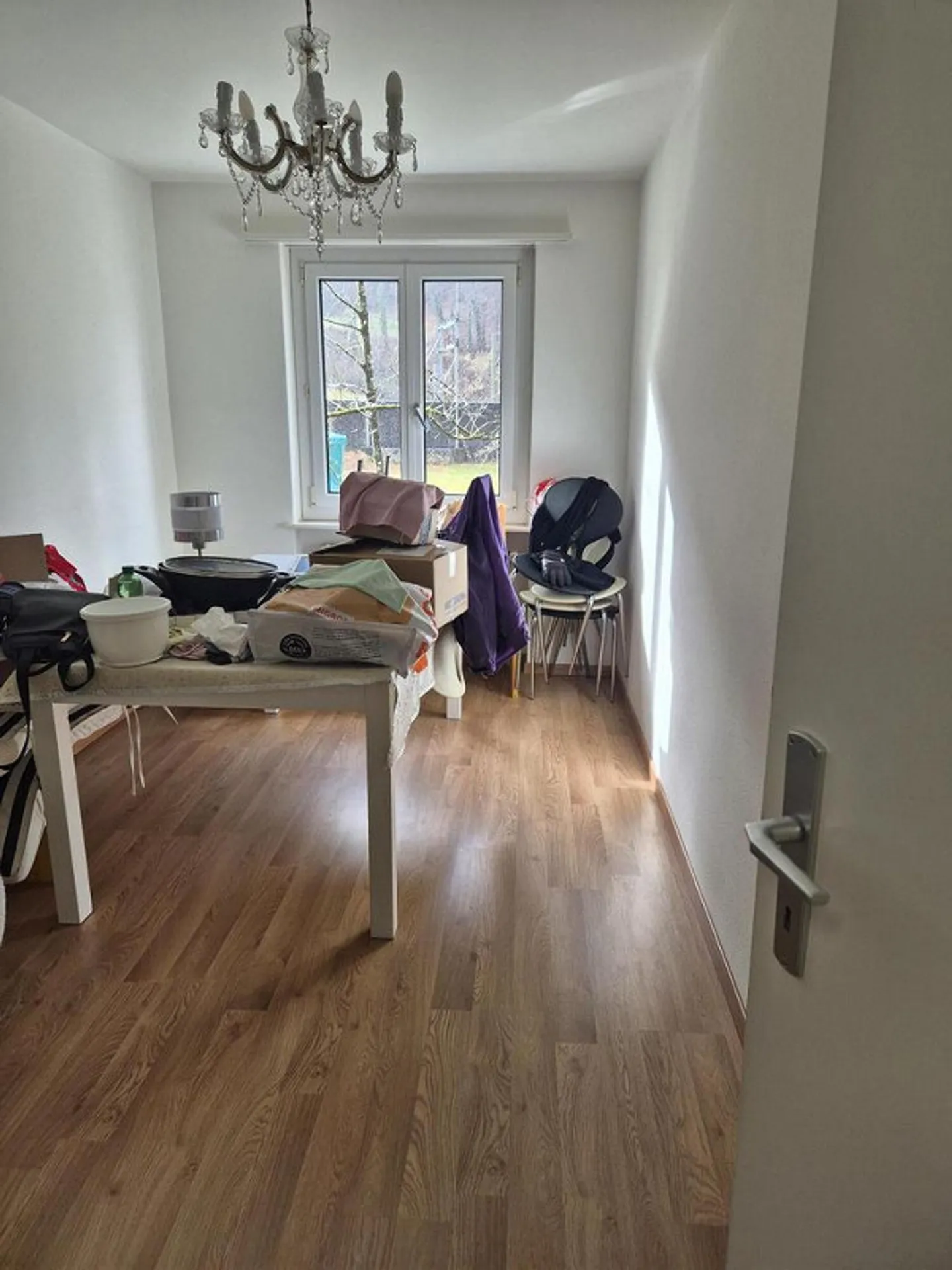 Appartamento luminoso con 4 stanze al piano terra - Foto 5 di 8