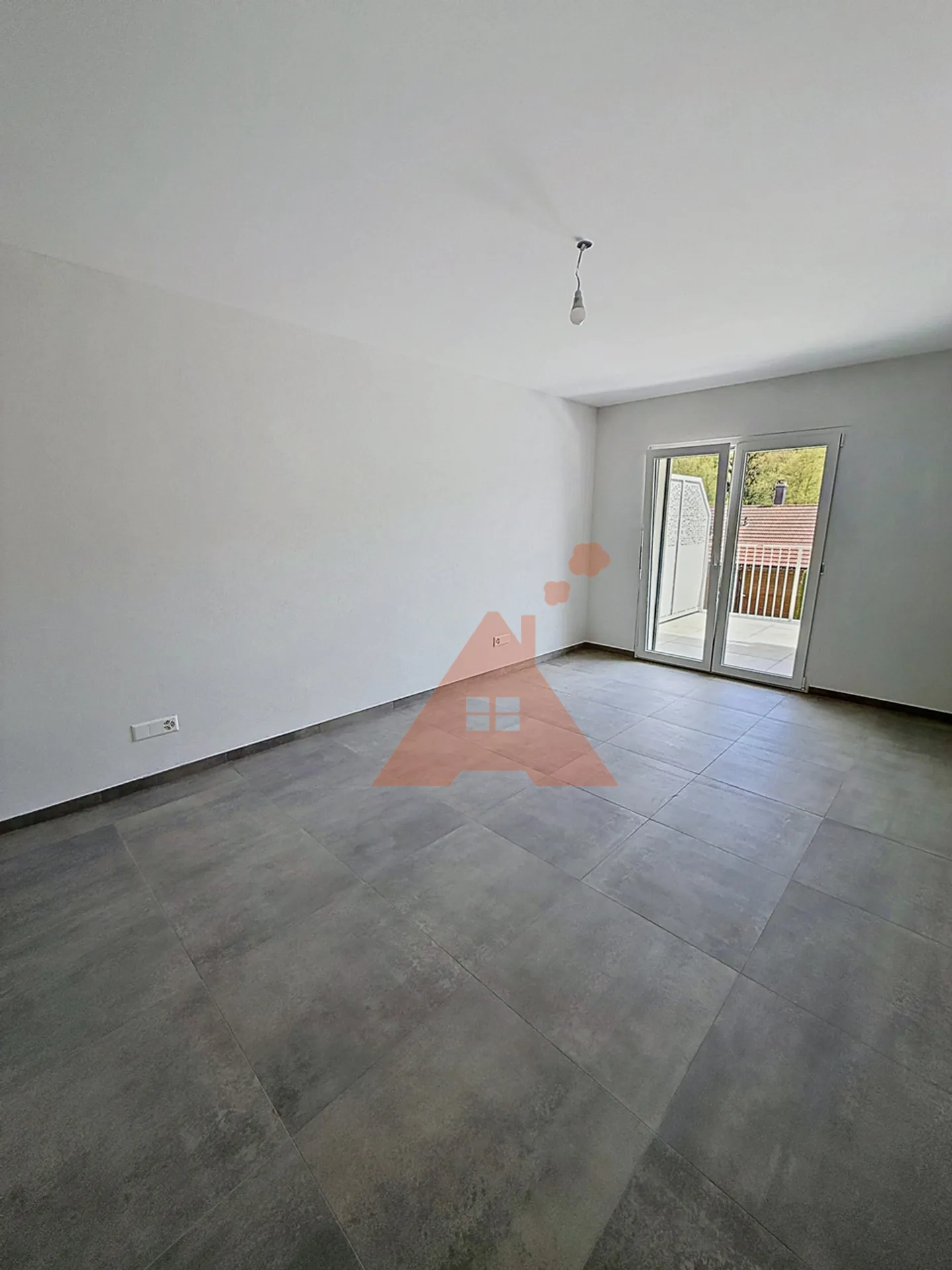 Appartamento Tranquillo Vicino ai Servizi - Foto 2 di 9
