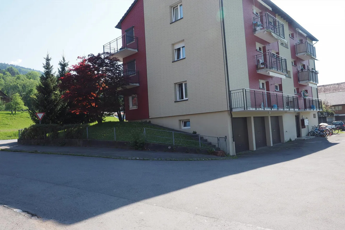 4 1/2 Zimmerwohnung Hochparterre - Photo 1 sur 8