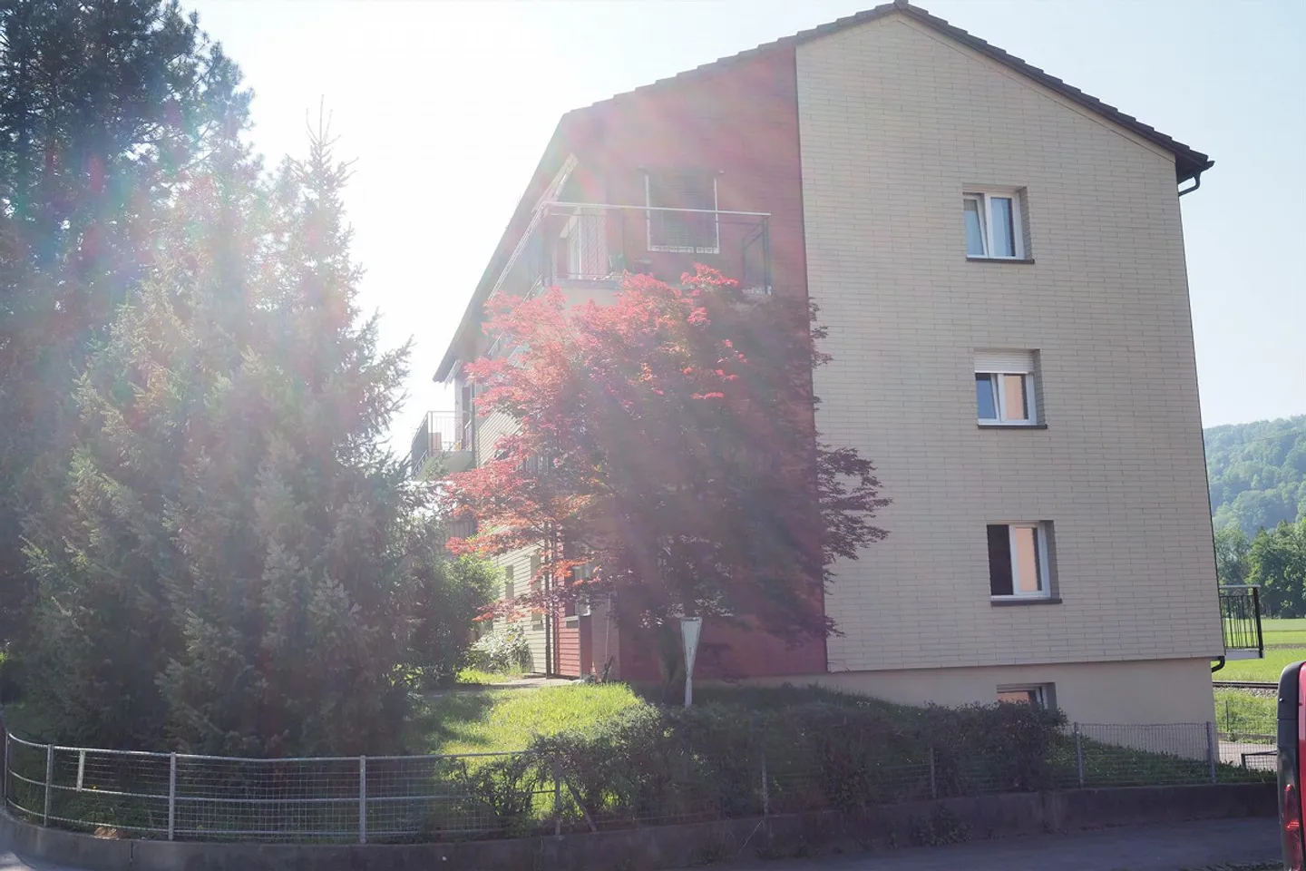 4 1/2 Zimmerwohnung Hochparterre - Photo 2 sur 8