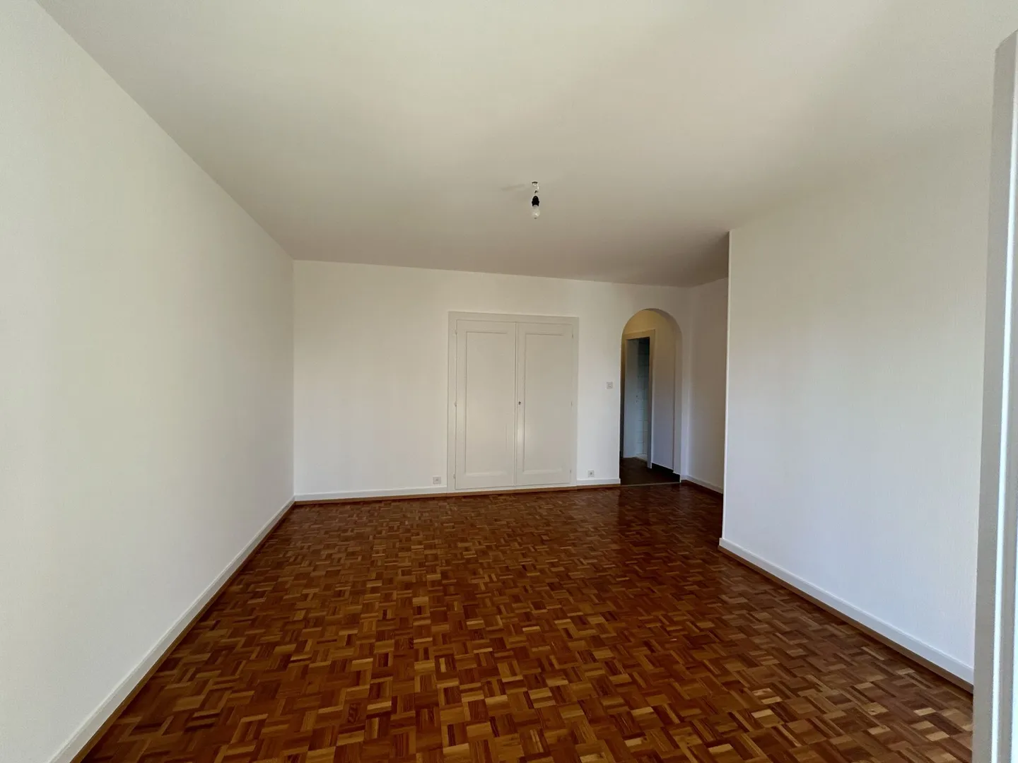 Beau 2.5 pièces à deux pas du lac ! - Photo 6 sur 7