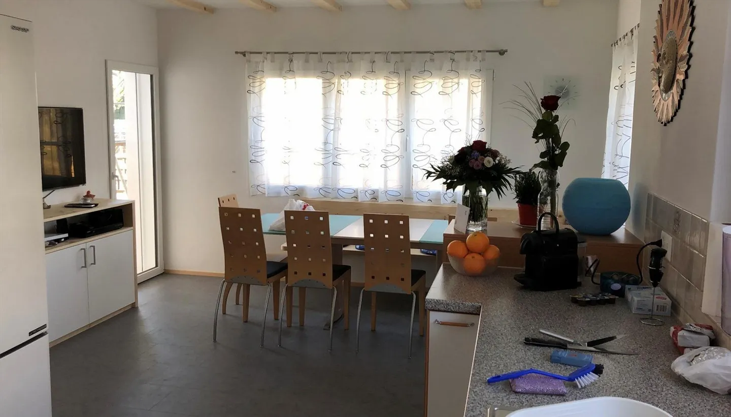 Maison individuelle de 5,5 pièces à louer (entièrement rénovée en 2022) - Photo 6 sur 11