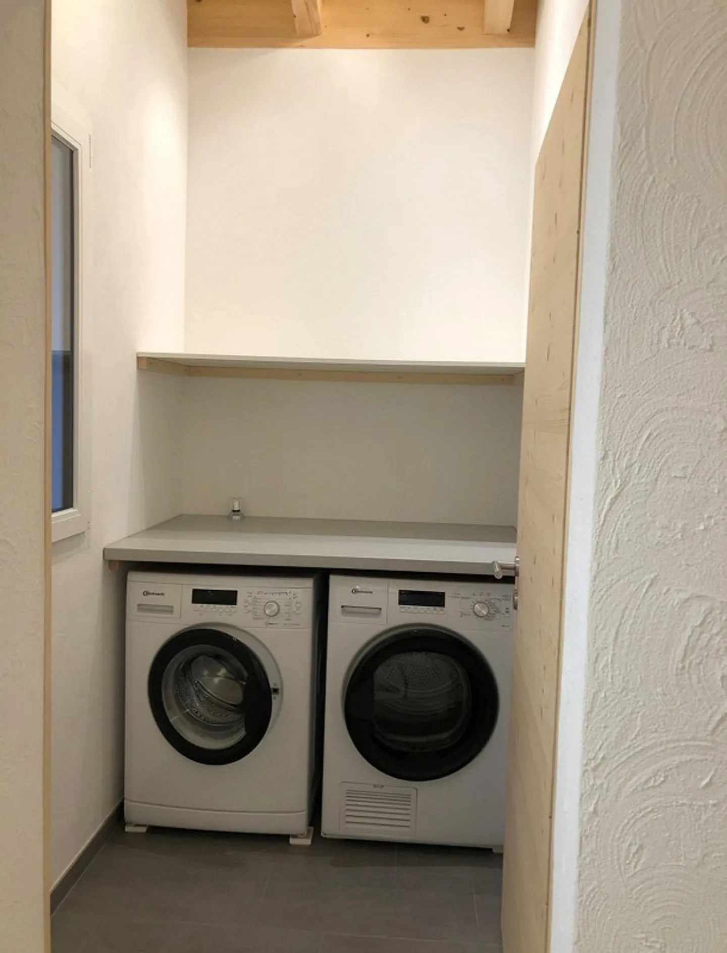 Maison individuelle de 5,5 pièces à louer (entièrement rénovée en 2022) - Photo 11 sur 11