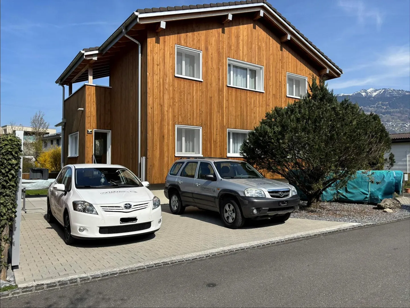 Maison individuelle de 5,5 pièces à louer (entièrement rénovée en 2022) - Photo 2 sur 11