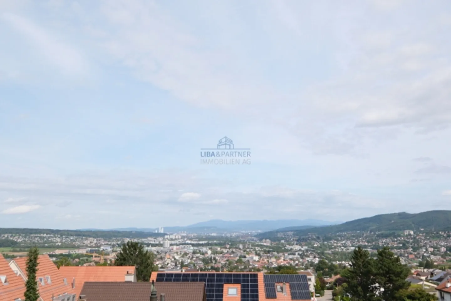 Timeless new building with generous space concept - Photo 2 of 13