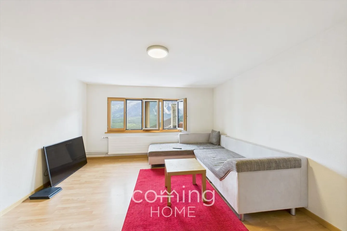 Appartamento da sogno di 4.5 stanze a Varen - soleggiato, tranquillo, con una vista fantastica - Foto 3 di 10