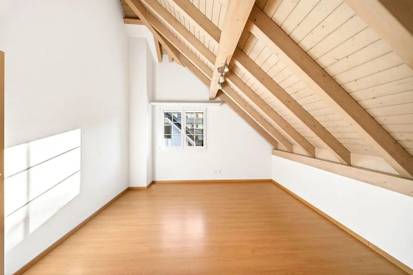 Duplex Incantevole in Zona Tranquilla - Foto 9 di 12